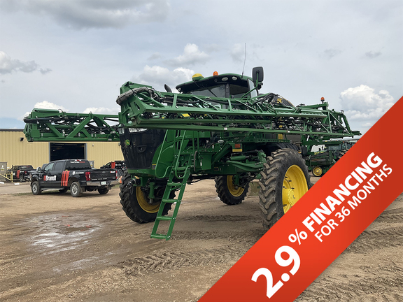 Photo of a 2018 John Deere R4045