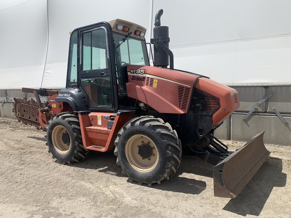 2012 Ditch Witch RT95