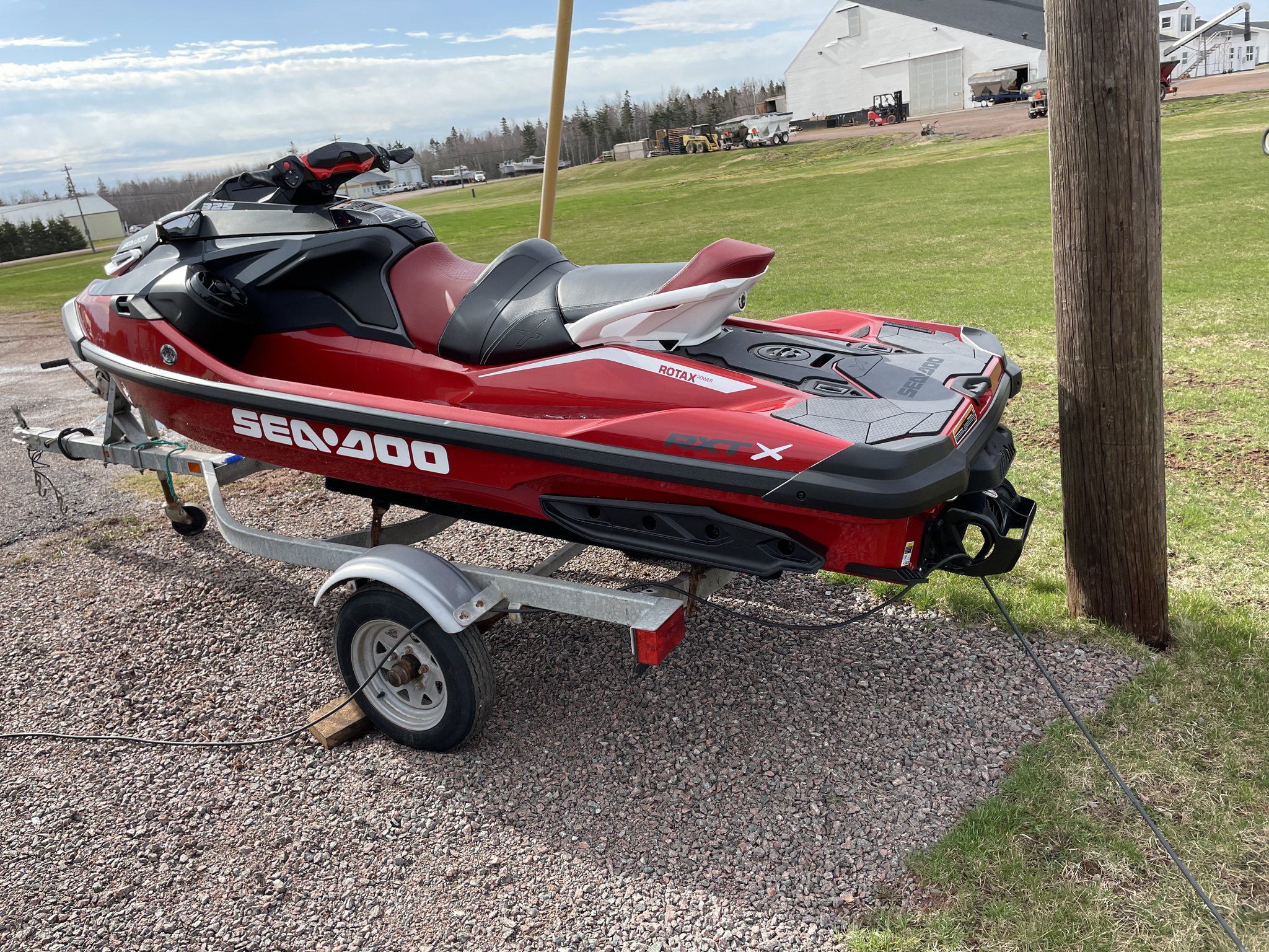 2024 Seadoo RXT-X 325 Image 2