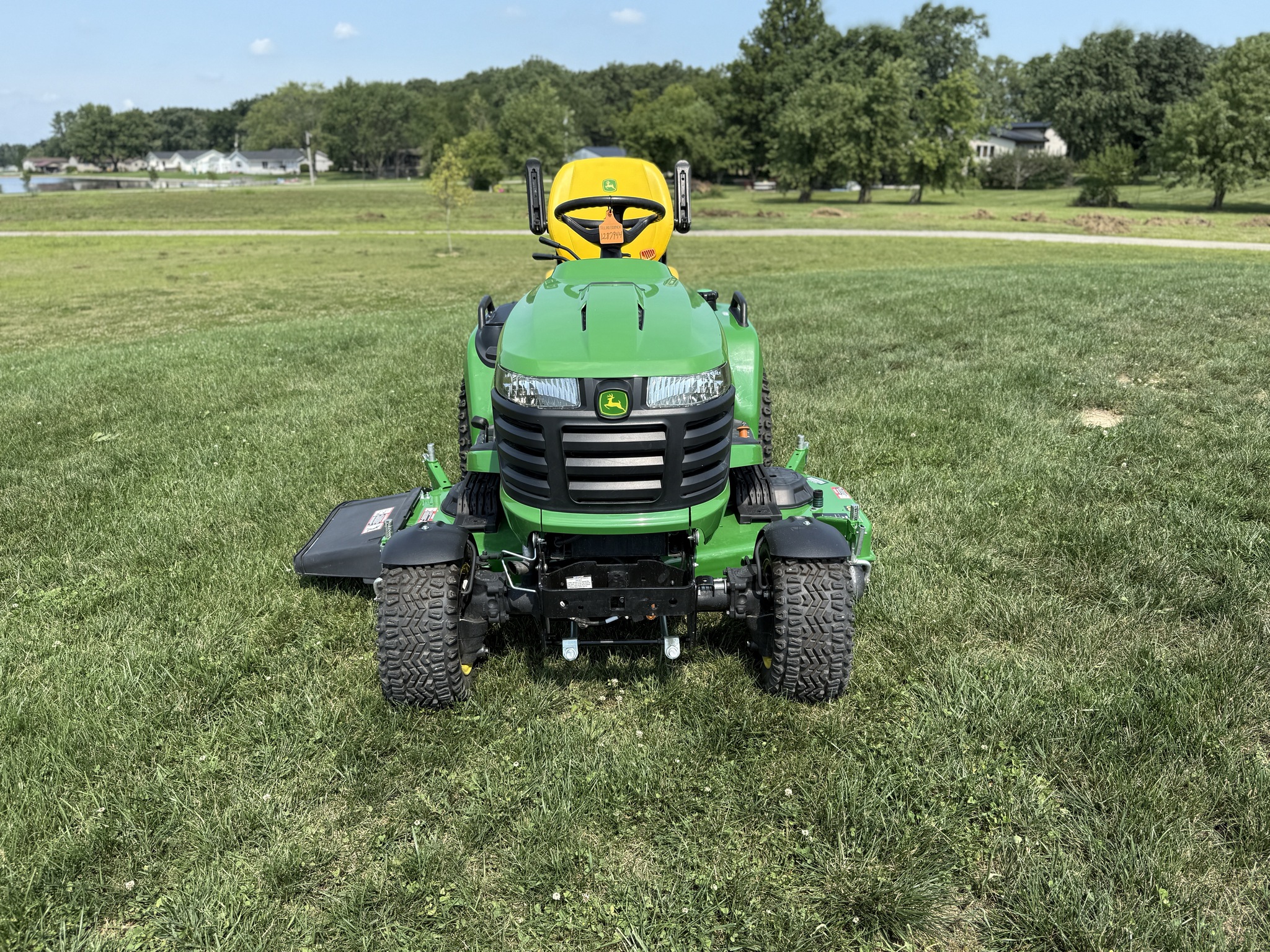 2024 John Deere X758 Image 12