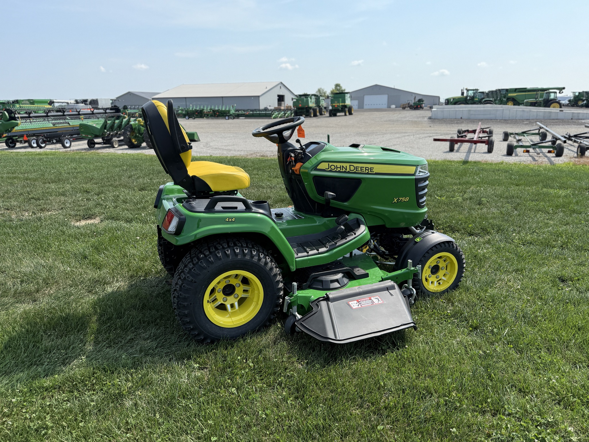 2024 John Deere X758 Image 8