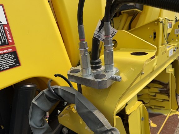 2024 John Deere 772 - Photo8