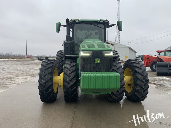 Photo of 2024 John Deere 8R 340