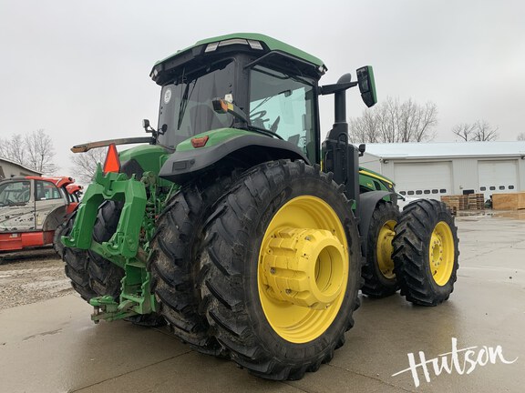 Photo of 2024 John Deere 8R 340