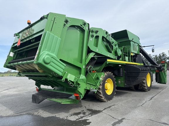 2019 John Deere CP690