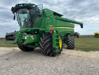 2024 John Deere S780 Image 1