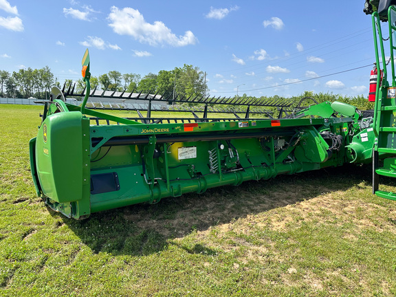 2017 John-Deere 640FD