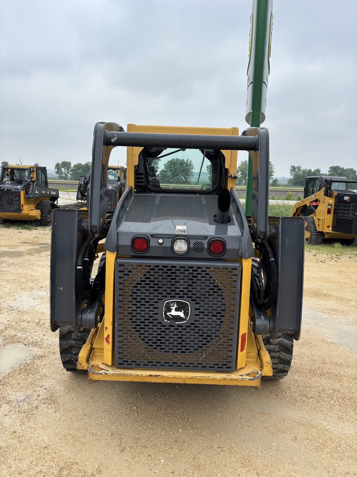 2012 John Deere 326D Image 4