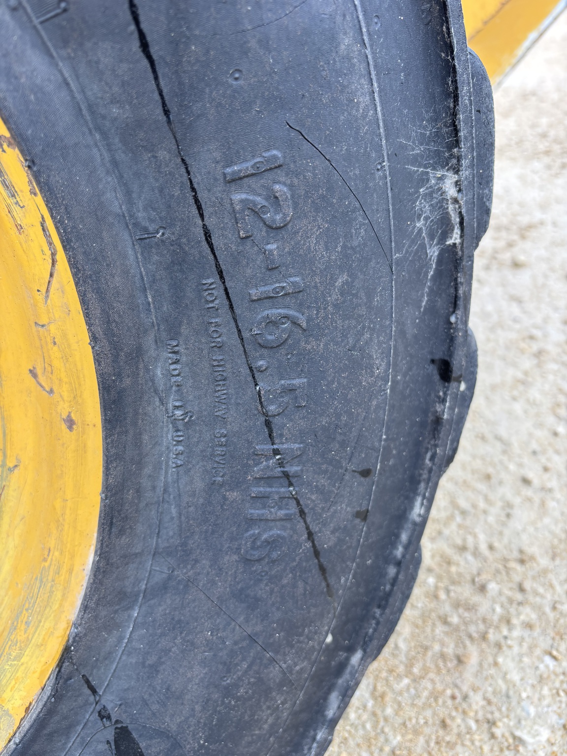 2012 John Deere 326D Image 10