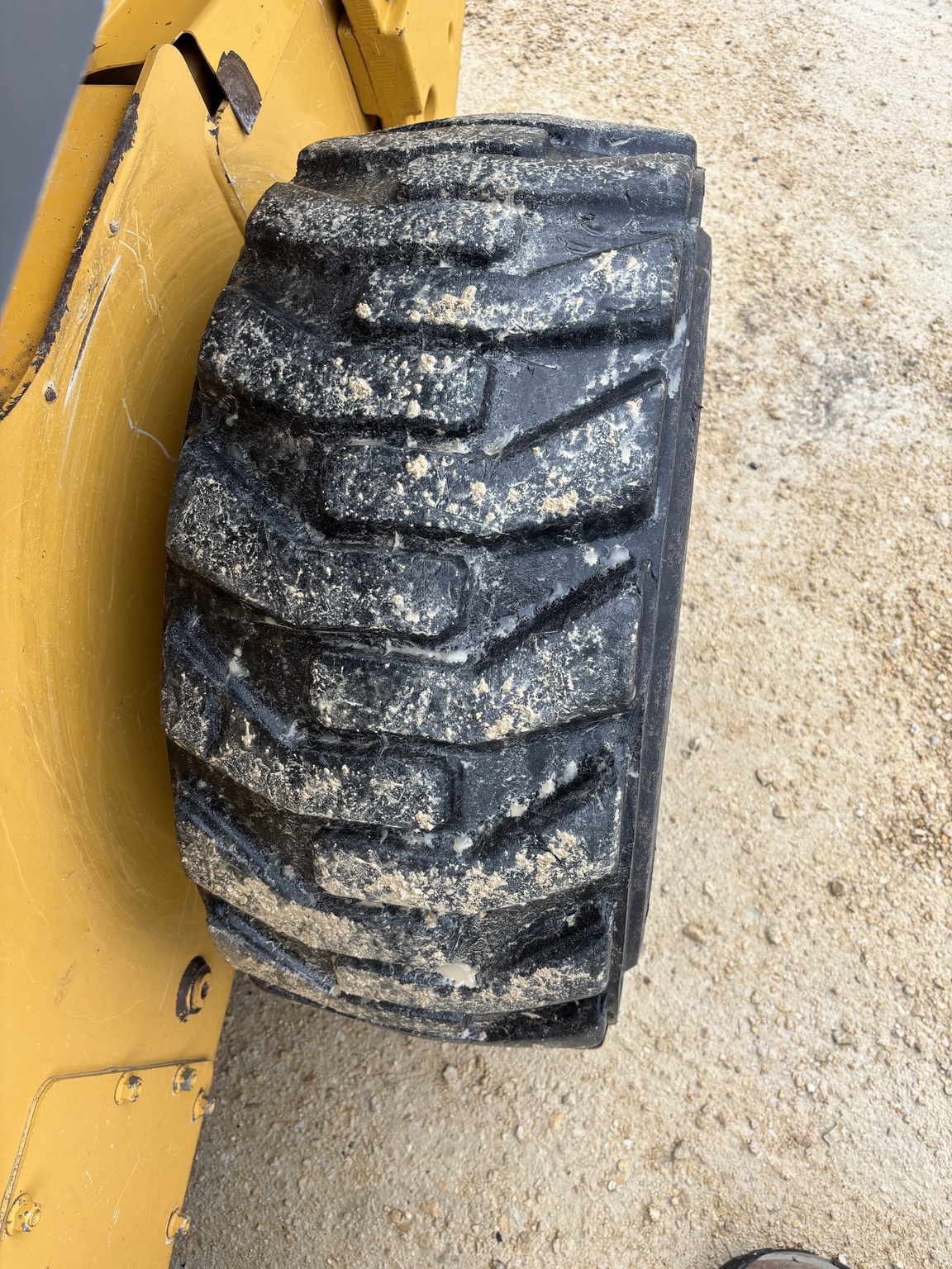 2012 John Deere 326D Image 12