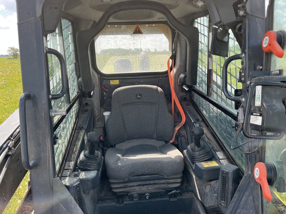 2022 John Deere 330G - Photo22