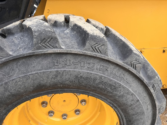 2022 John Deere 330G - Photo10