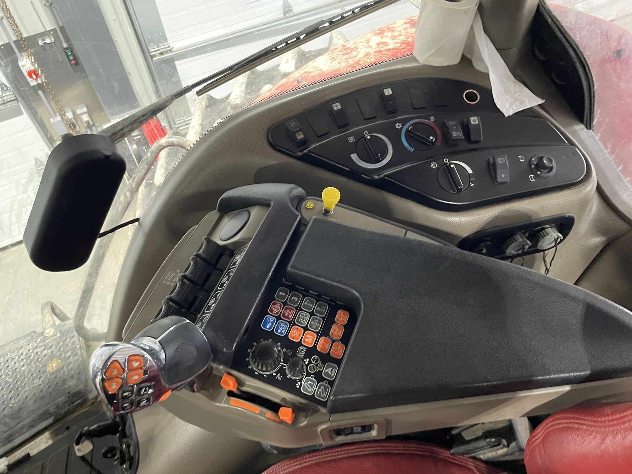 2017 Case IH Magnum 310 Image 8