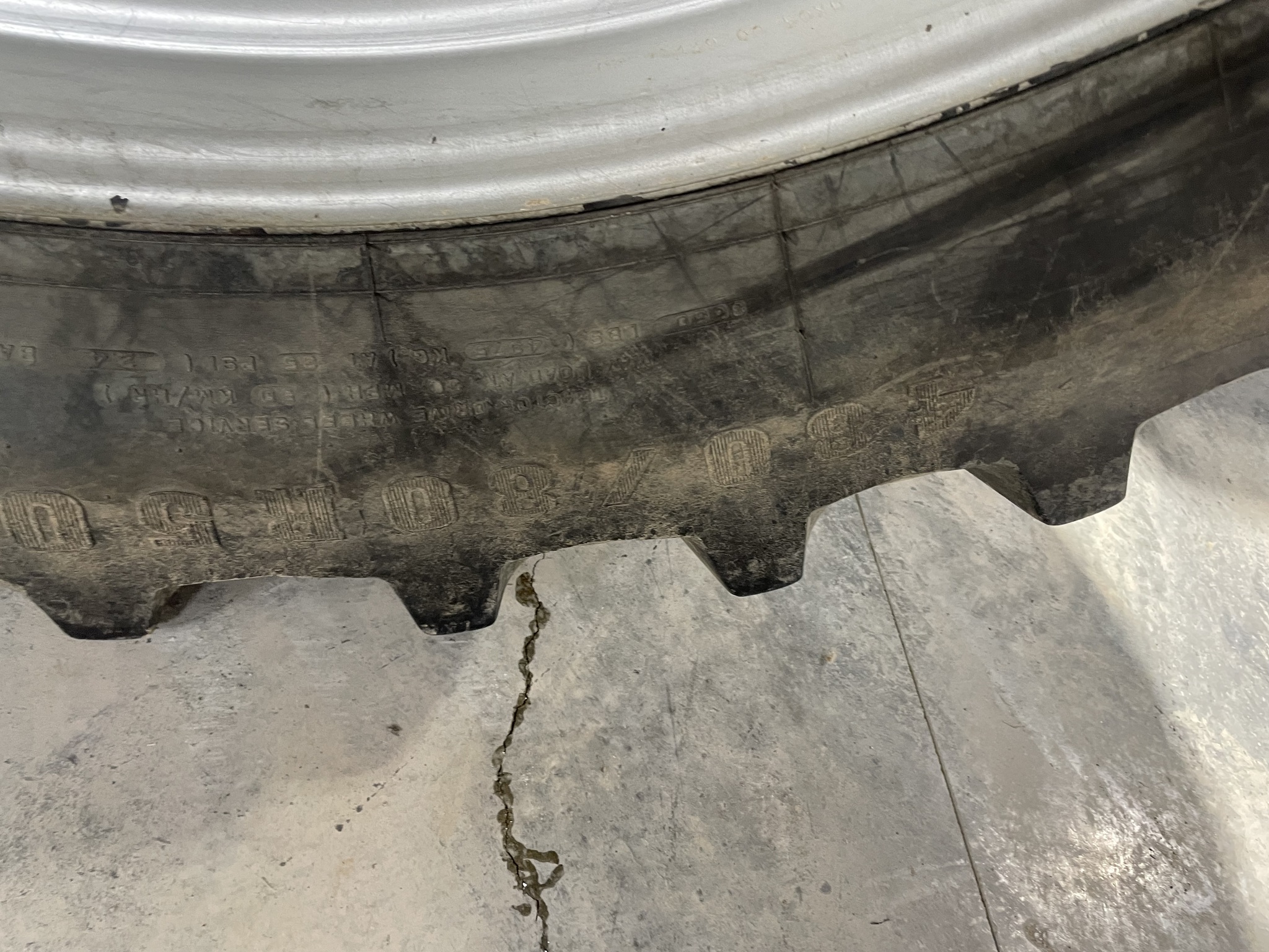 2017 Case IH Magnum 310 Image 18