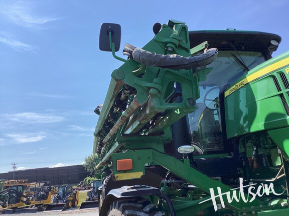 Photo of 2015 John Deere R4030