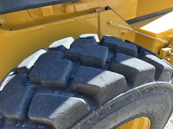 2024 John Deere 332G - Photo20