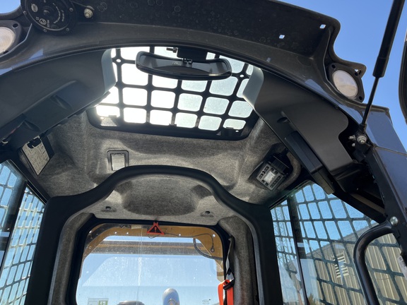 2024 John Deere 332G - Photo36