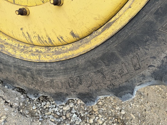 2010 John Deere 4930 - Photo21