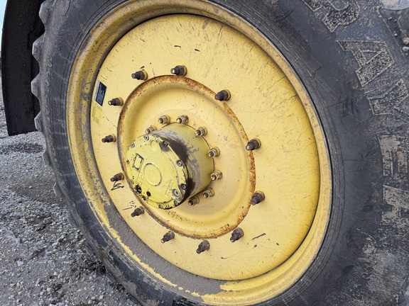 2010 John Deere 4930 - Photo19