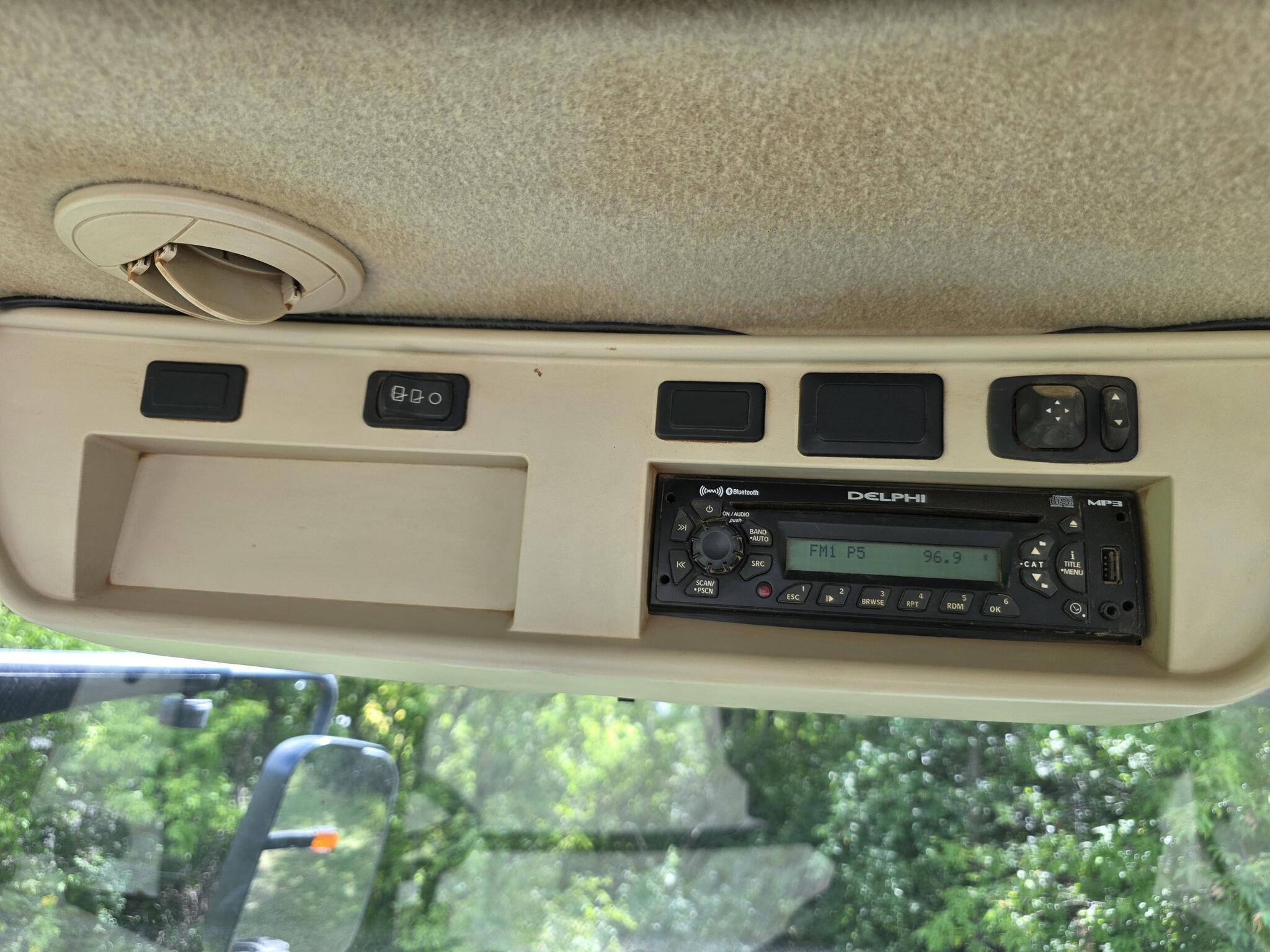 2013 John Deere 7260R Image 9