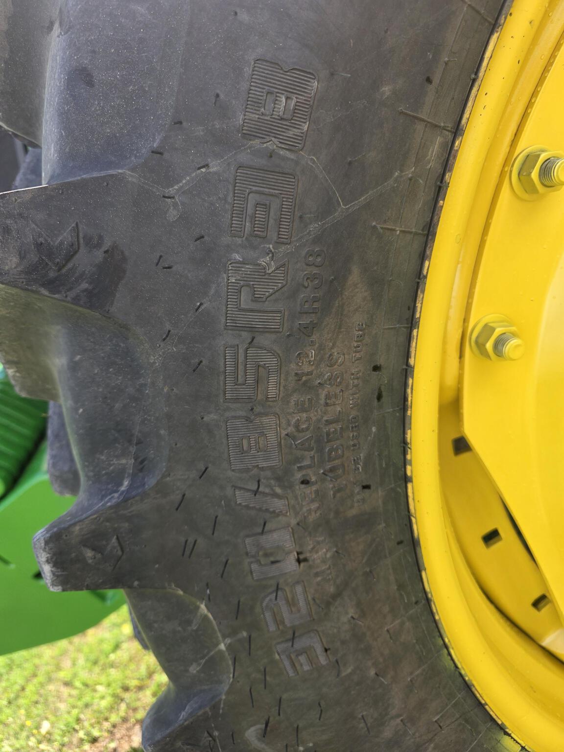 2013 John Deere 7260R Image 11