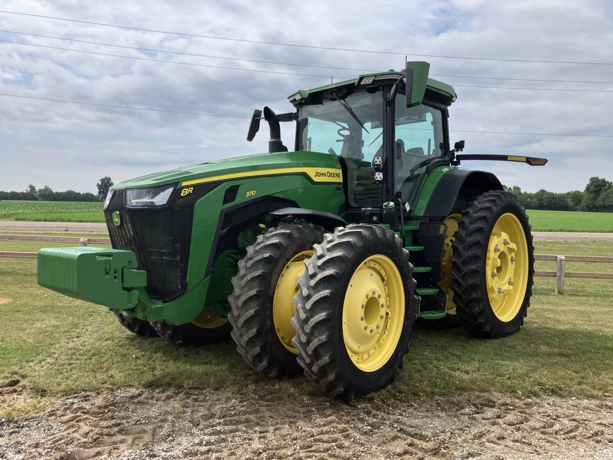 2020 John Deere 8R 370 Image 2