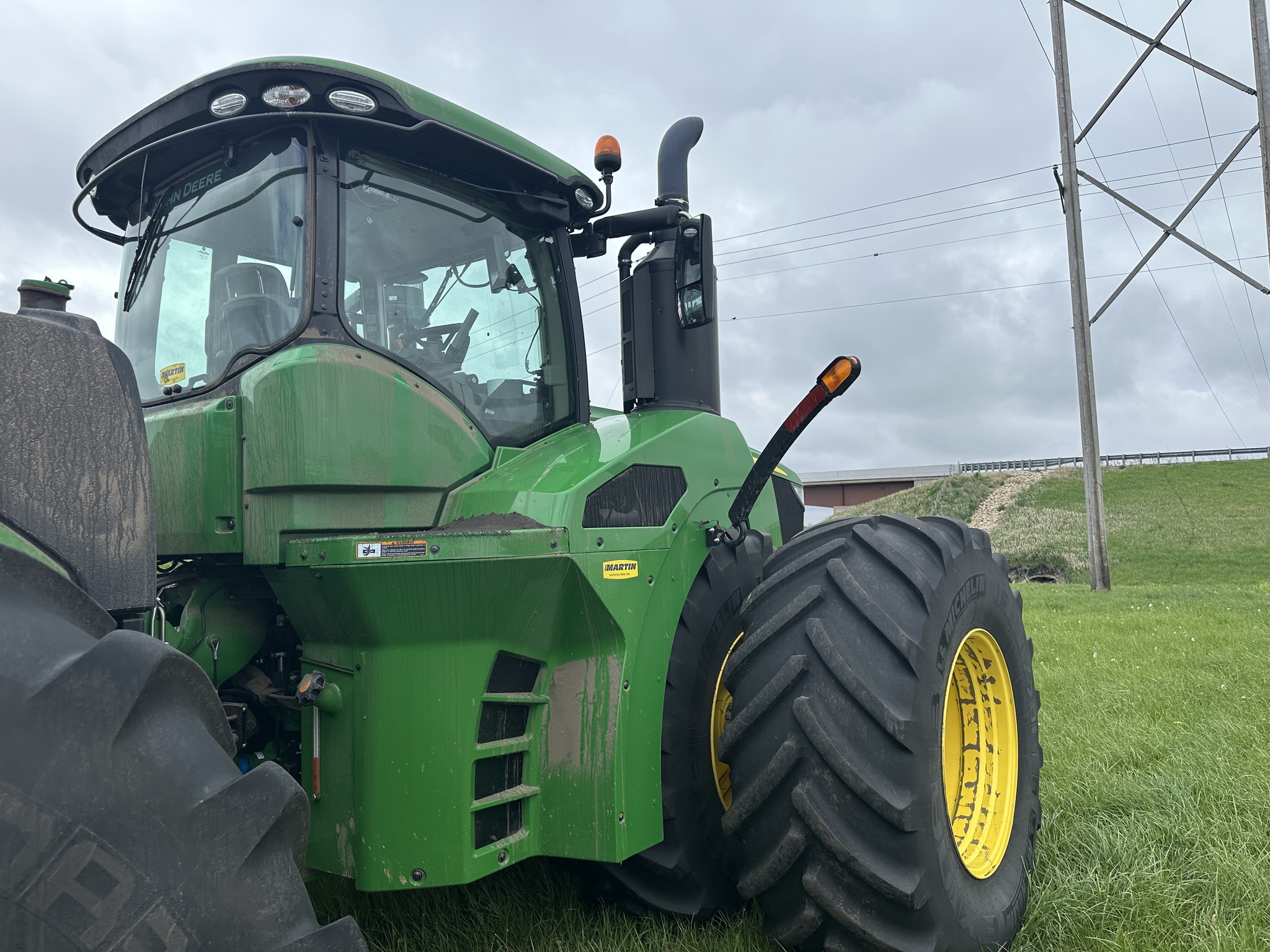  2021 John Deere 9620R at Heritage Tractor in Lacon, IL