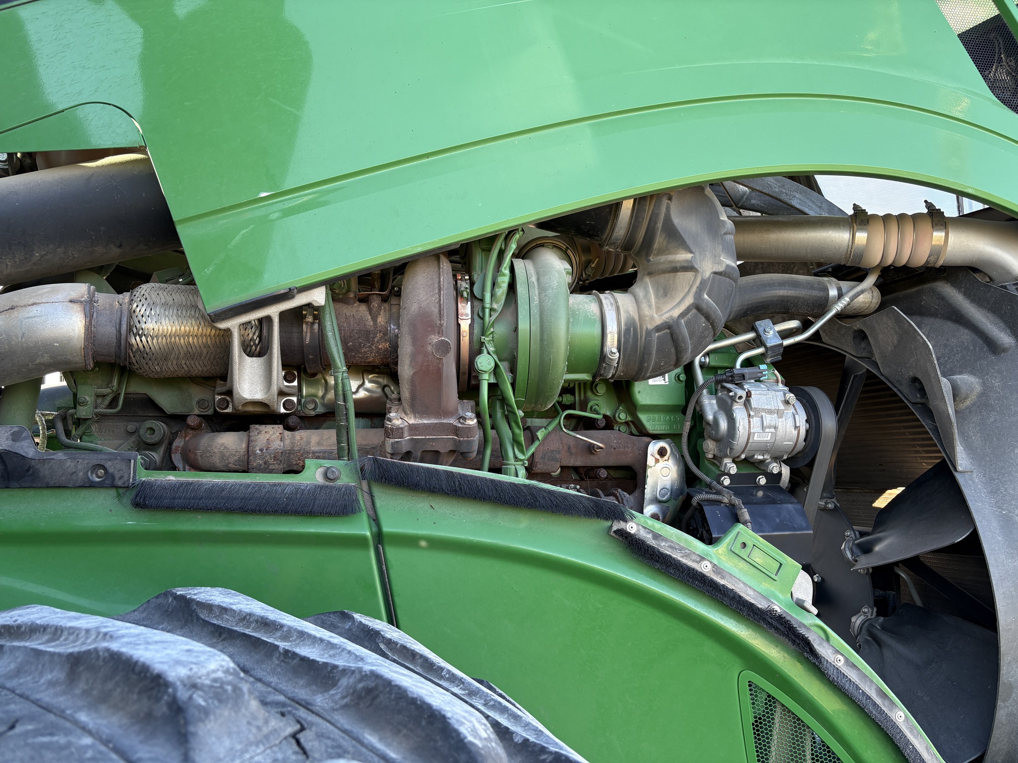  2019 John Deere 9570RX at Heritage Tractor in Roanoke, IL