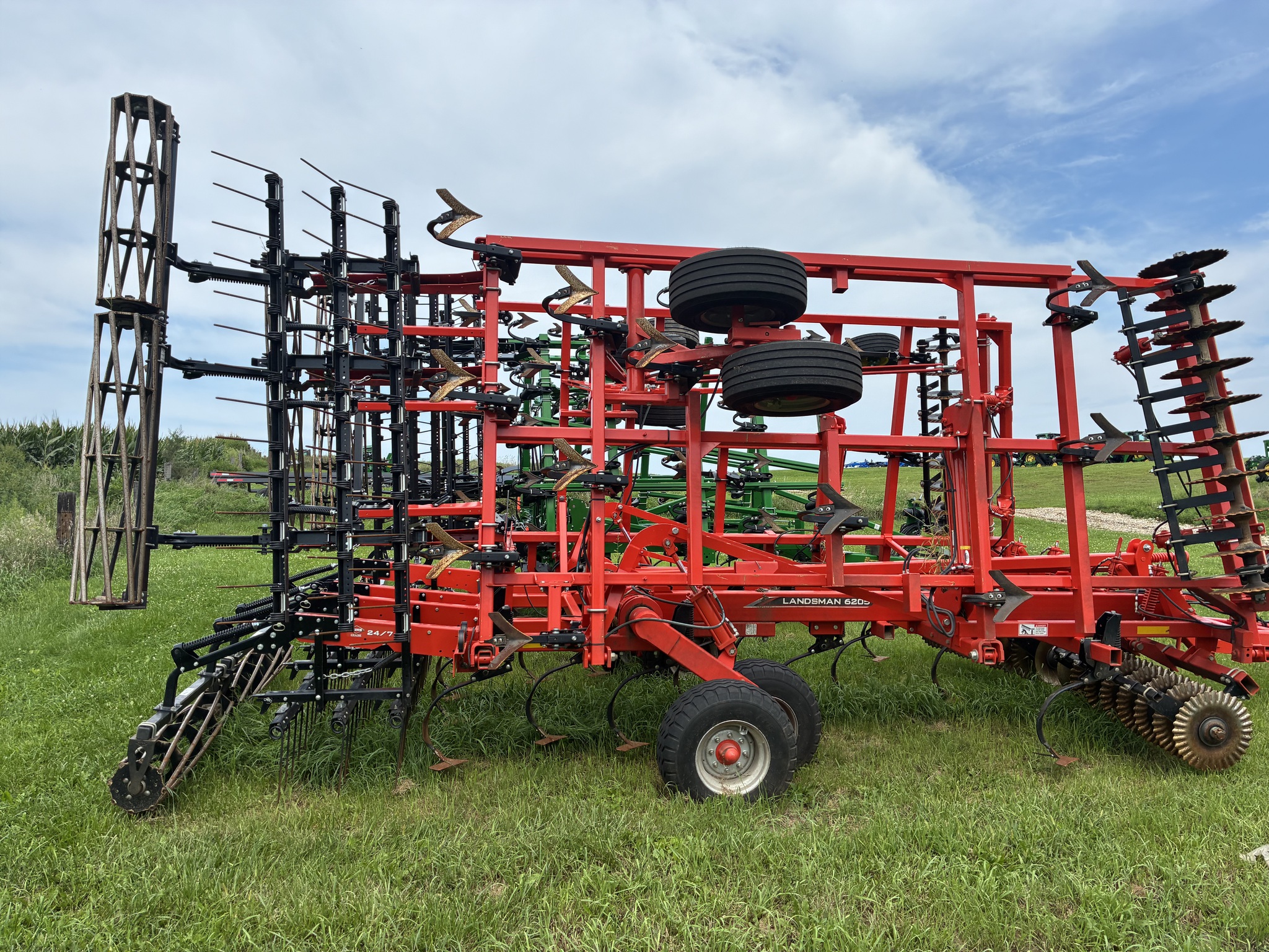 2023 Kuhn 6205-27 Image 6