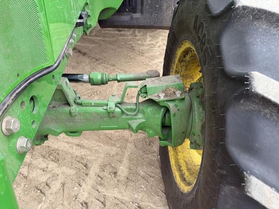 2025 John Deere 6R 140 - Photo11