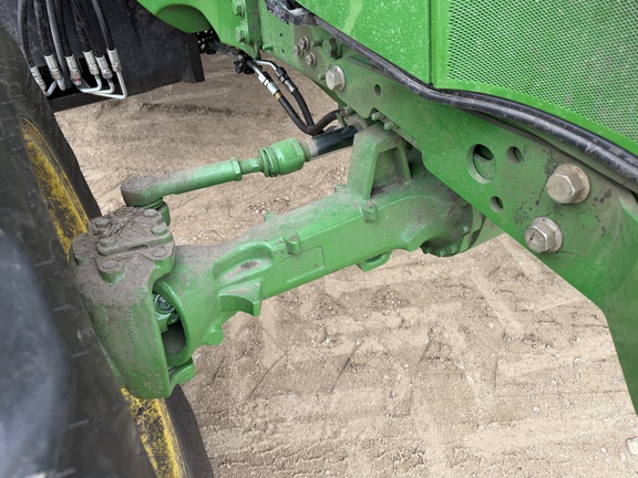 2025 John Deere 6R 140 - Photo13