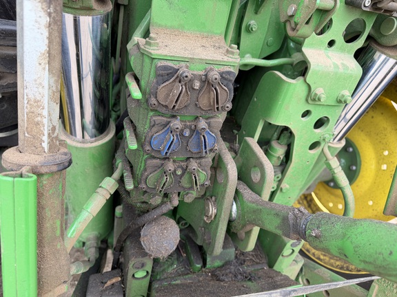 2025 John Deere 6R 140 - Photo21
