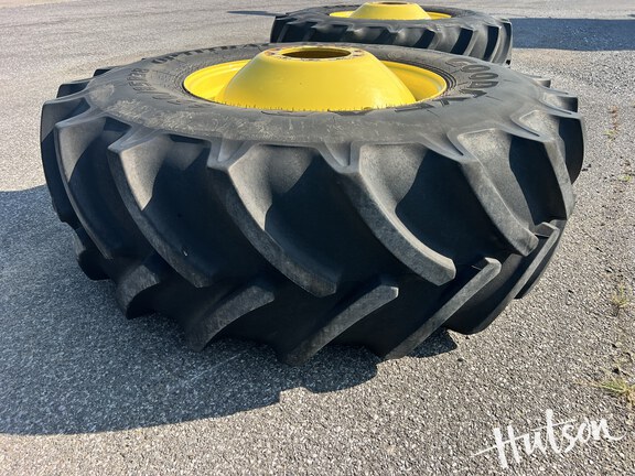 Photo of 2016 Goodyear 650/85R38 and Rims