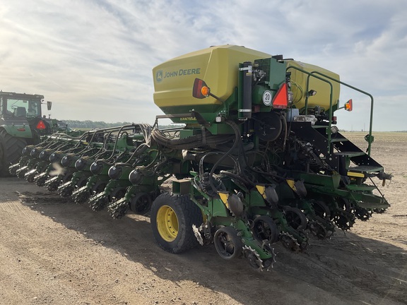 2022 John Deere DB60 - Photo2