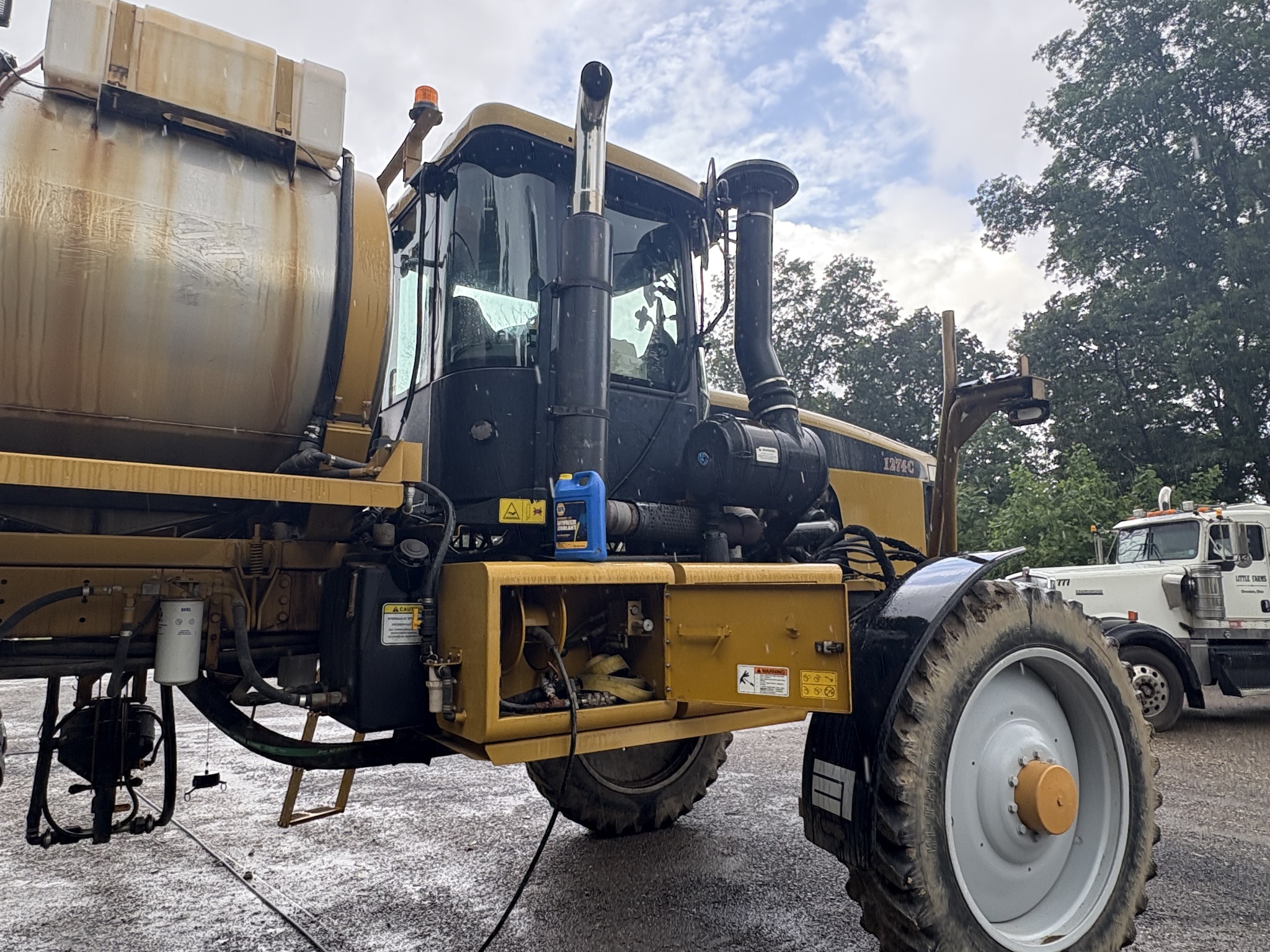 2005 Agco 1274C Image 10