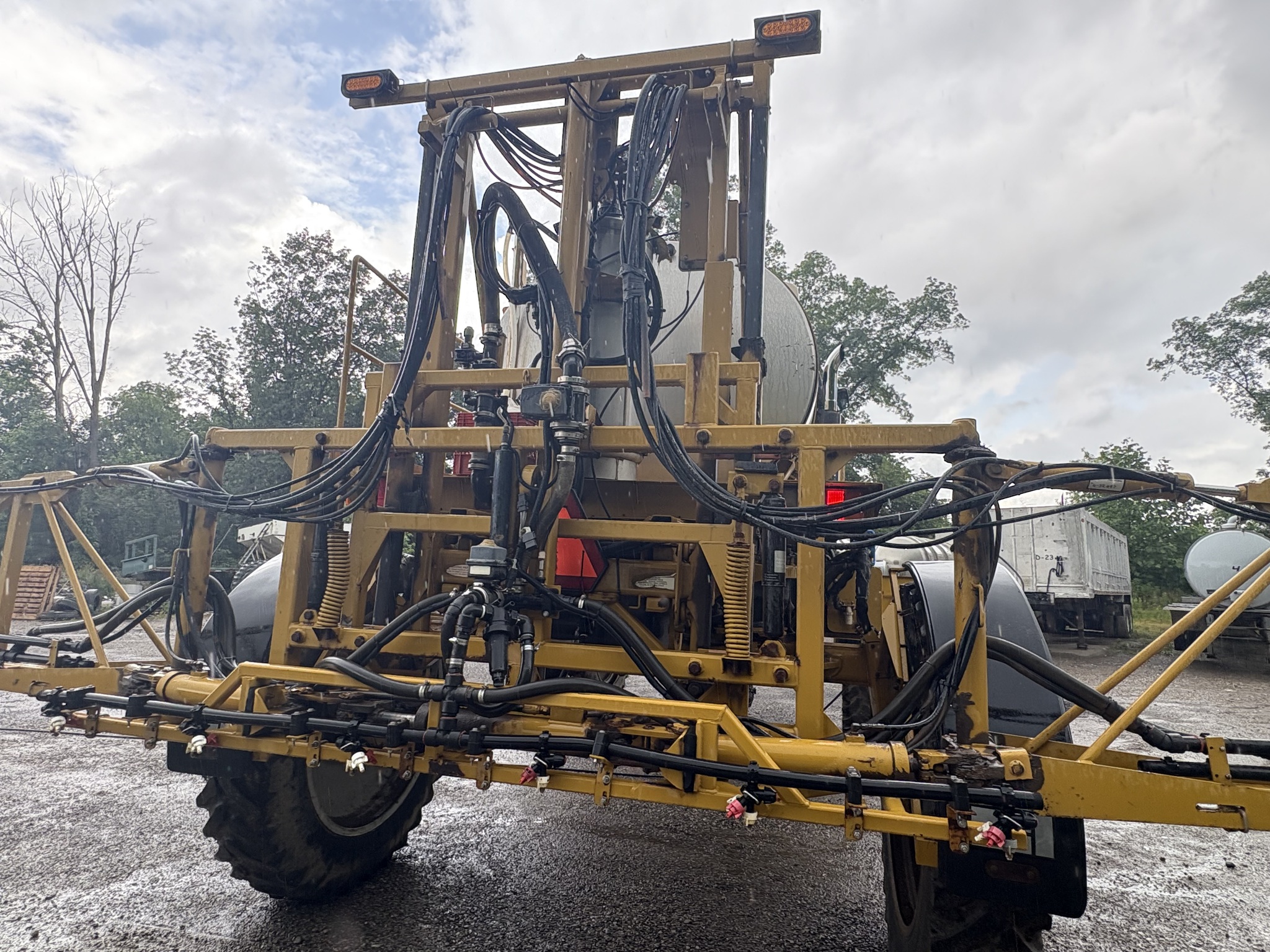2005 Agco 1274C Image 12