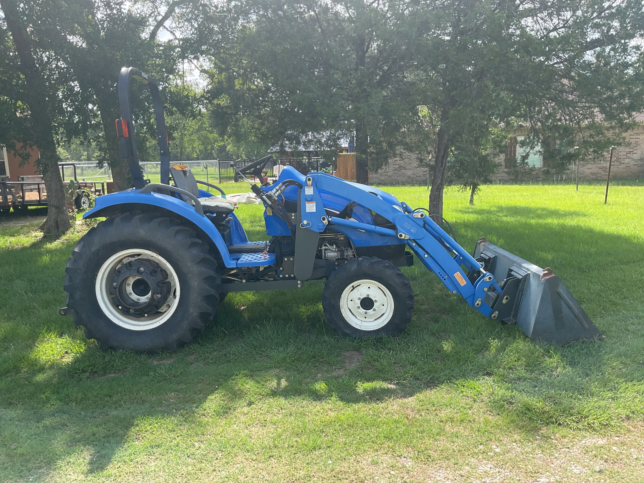 2007 New Holland TC40A Image 4