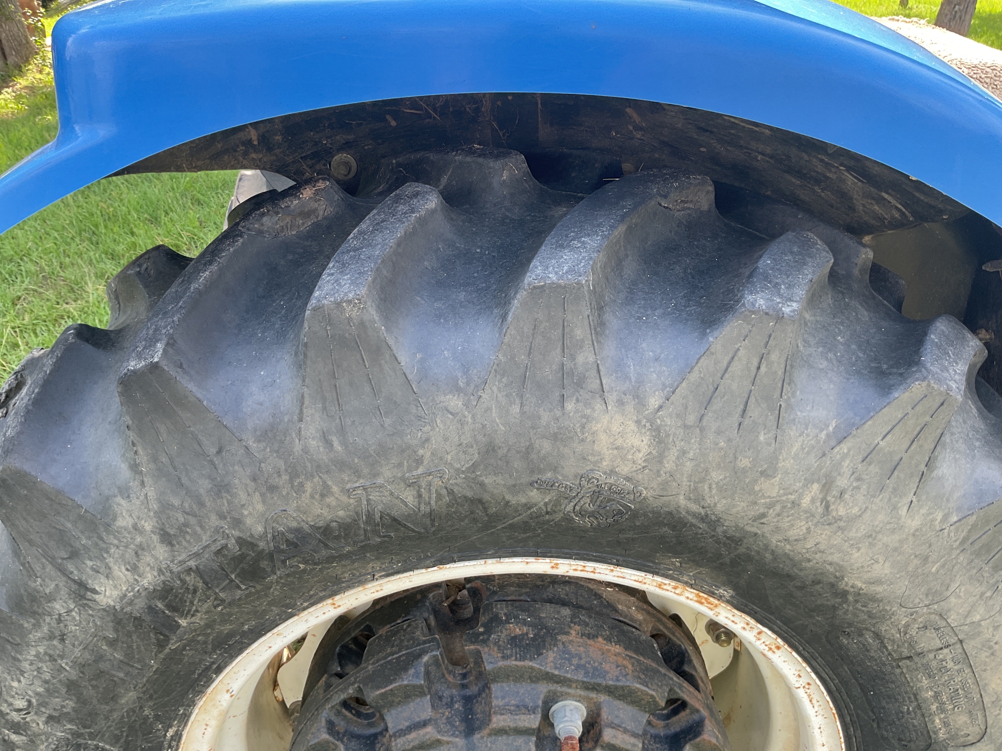2007 New Holland TC40A Image 21