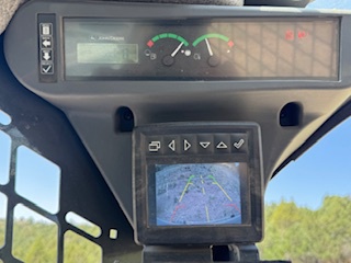 2024 John Deere 324G Image 12