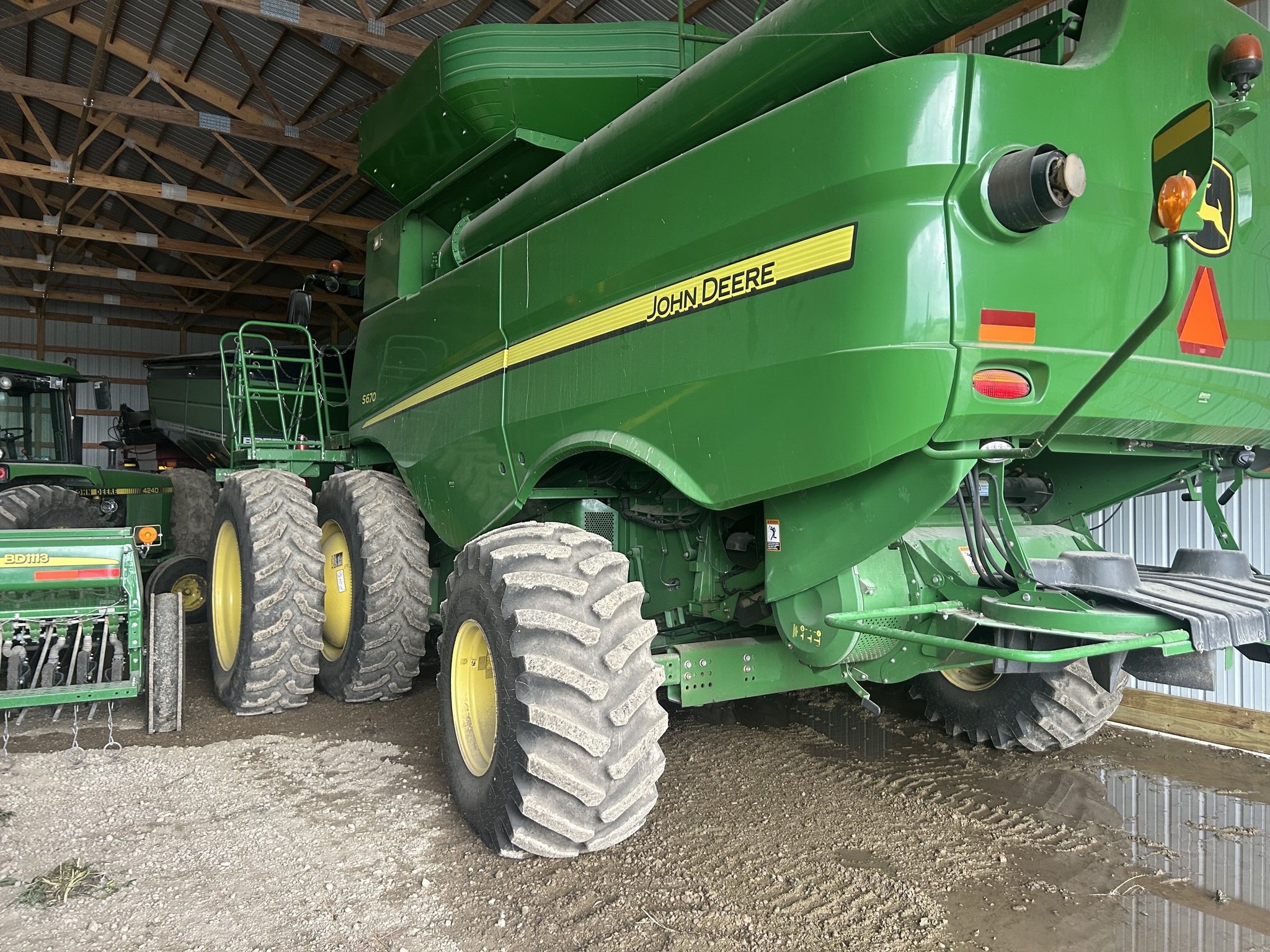 2014 John Deere S670 Image 1