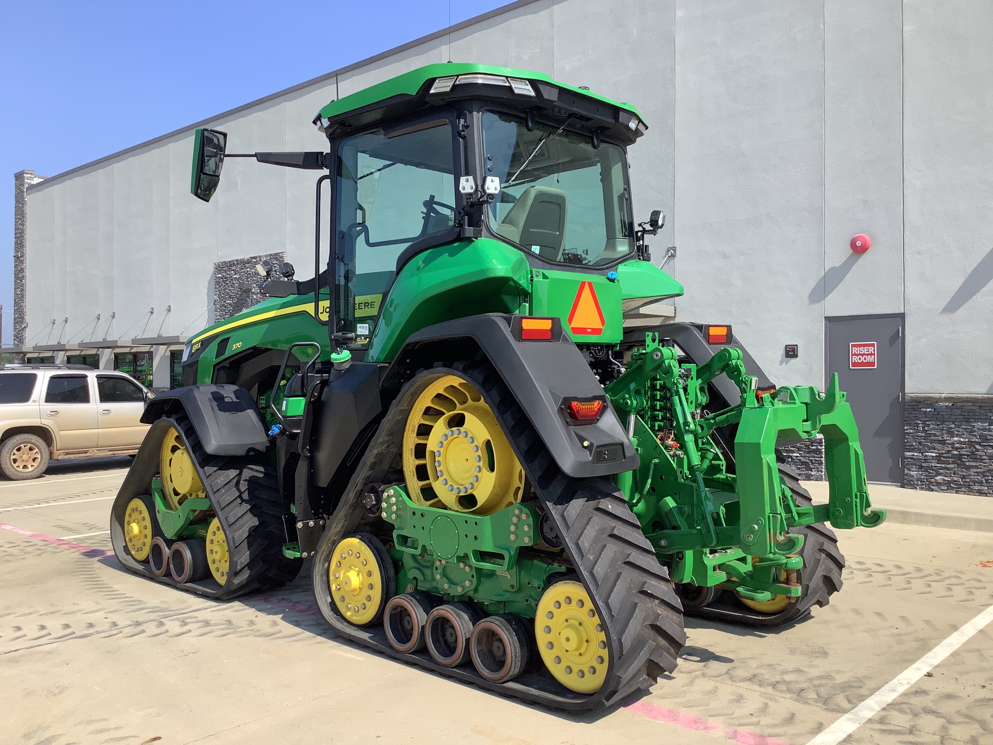 2024 John Deere 8RX 370 Image 8