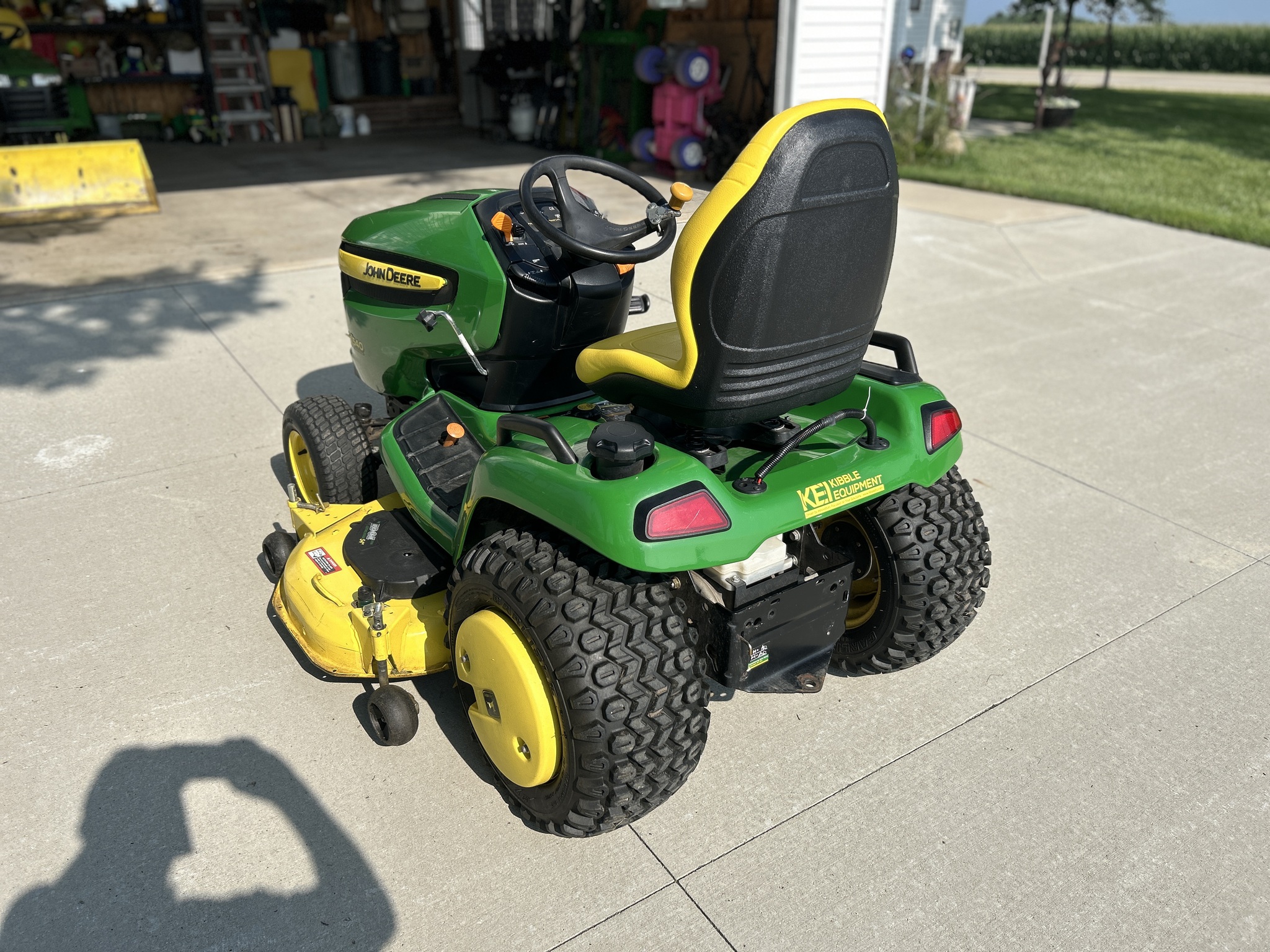 2011 John Deere X540 Image 6