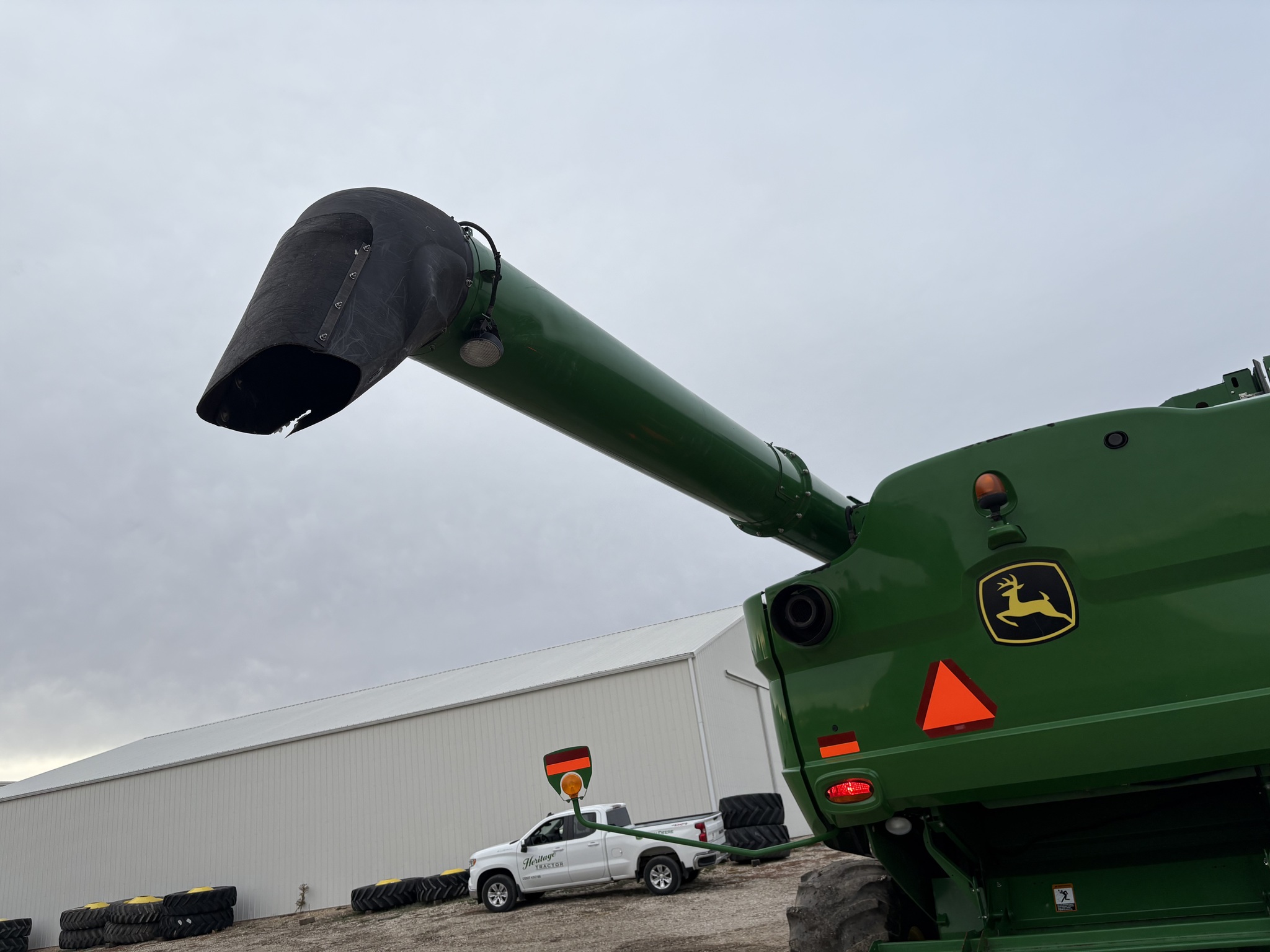  2015 John Deere S670 at Heritage Tractor in Kewanee, IL
