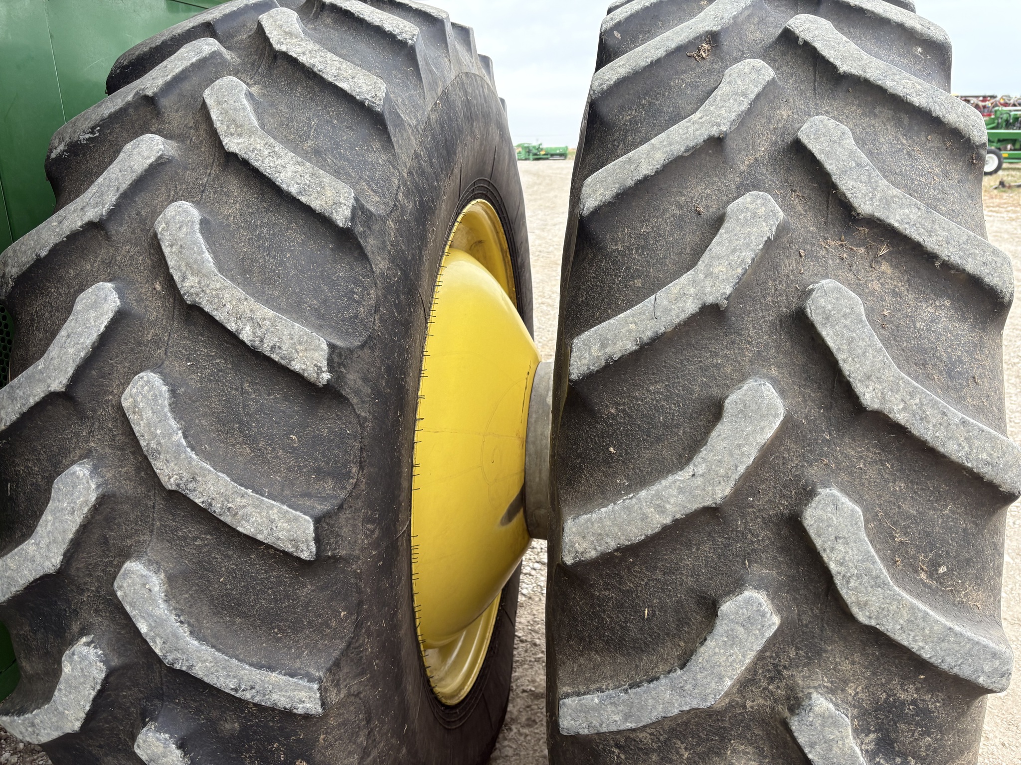  2015 John Deere S670 at Heritage Tractor in Kewanee, IL