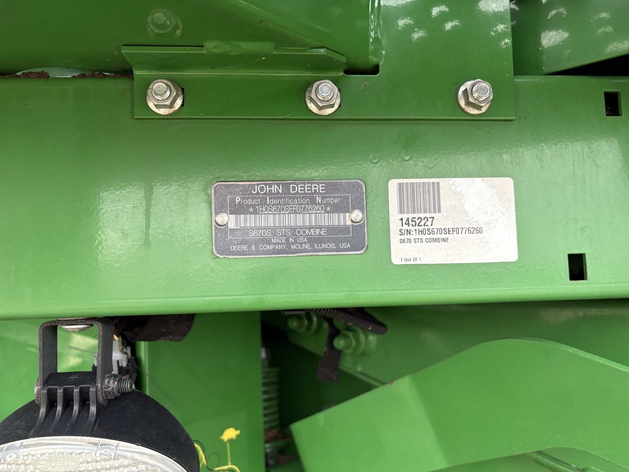  2015 John Deere S670 at Heritage Tractor in Kewanee, IL