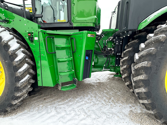 2025 John-Deere 9R 440