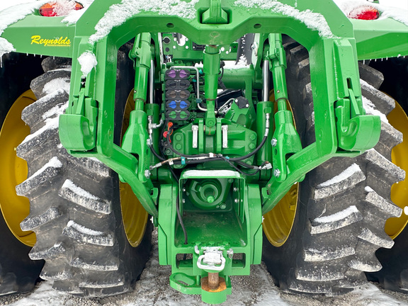 2025 John-Deere 9R 440