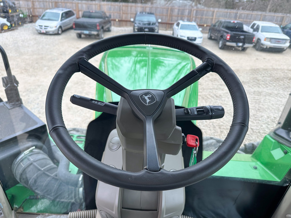 2025 John-Deere 9R 440