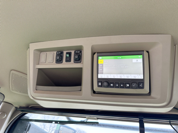 2025 John-Deere 9R 440