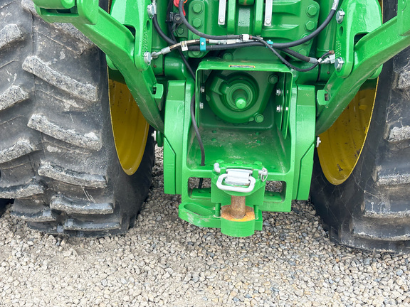 2025 John-Deere 9R 440